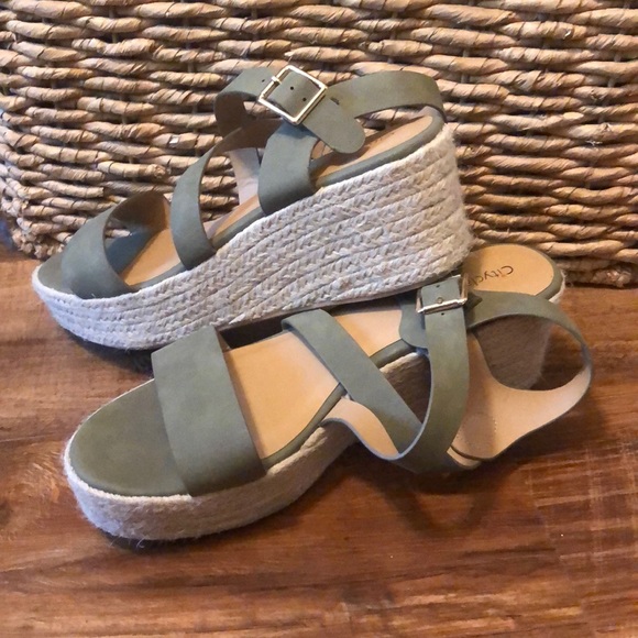 Wedges - Picture 1 of 6